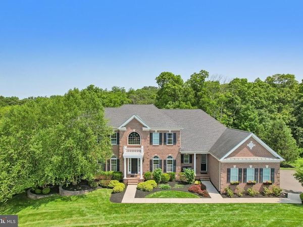 7 GOLDNEY DRIVE, NEWTOWN, PA 18940