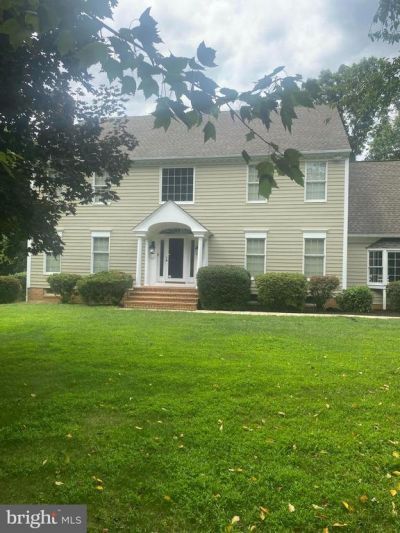37 BEE TREE MILL COURT , PARKTON, MD 21120