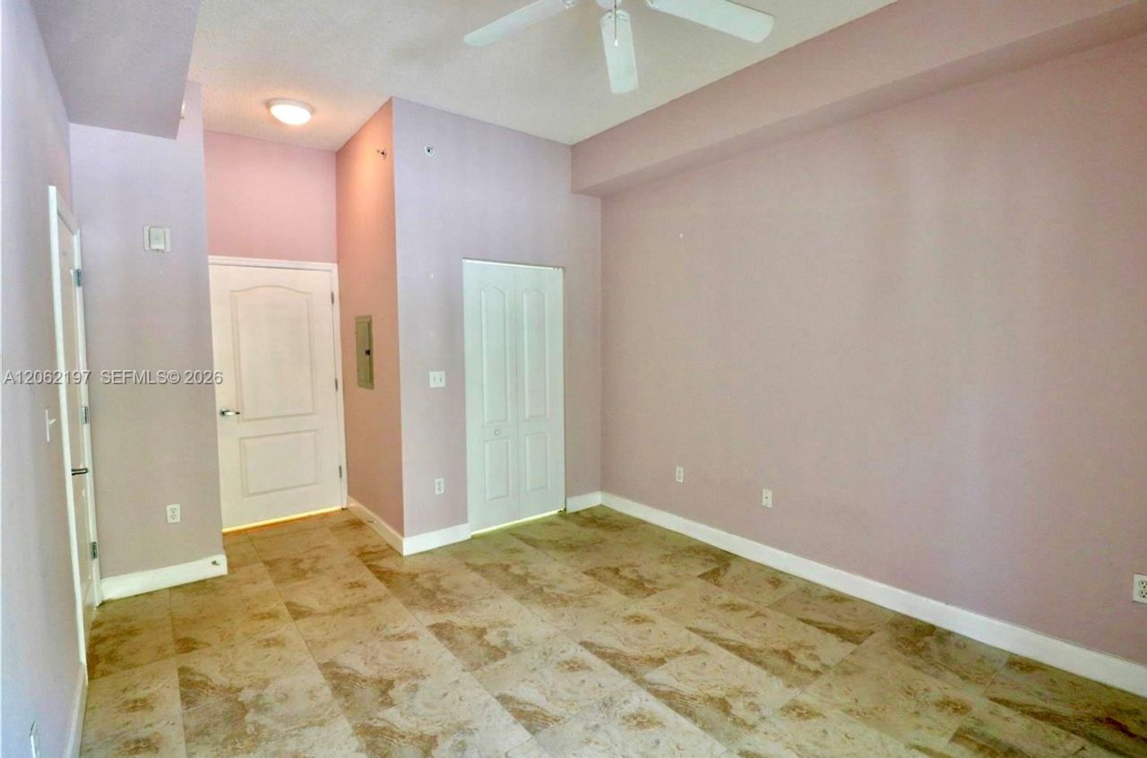 6001 SW 70th St , Unit 117, South Miami, FL 33143 Photo
