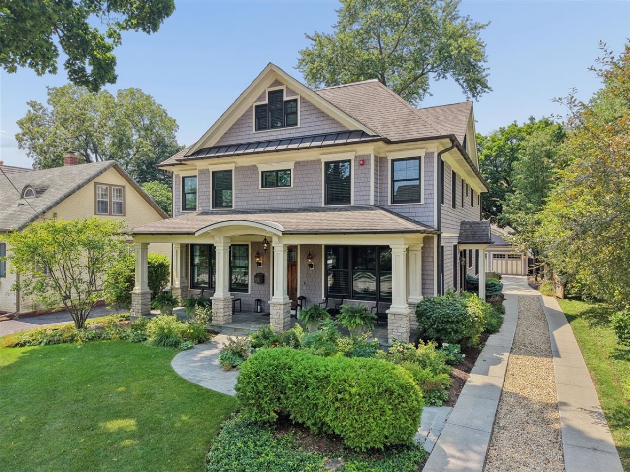 521 Lange Court, Libertyville, IL 60048