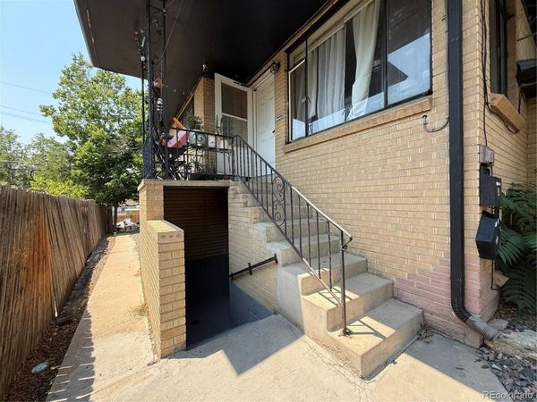 1183 Clinton Street , Aurora, CO 80010