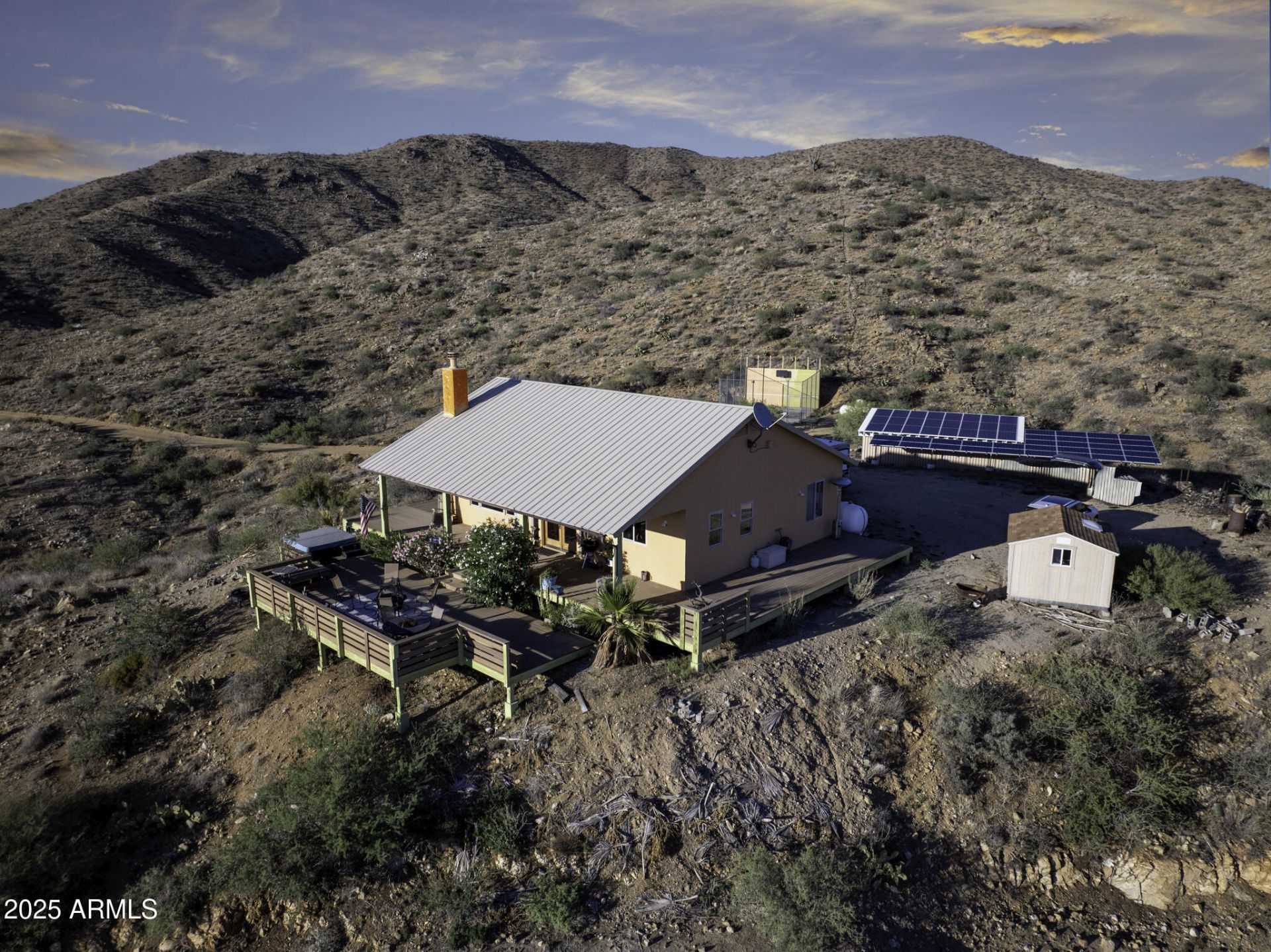 5975 W AURORA HILLS Road, Morristown, AZ 85342