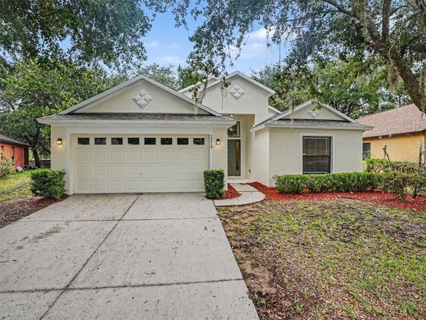 2218 BRACKNELL FOREST TRAIL , TAVARES, FL 32778