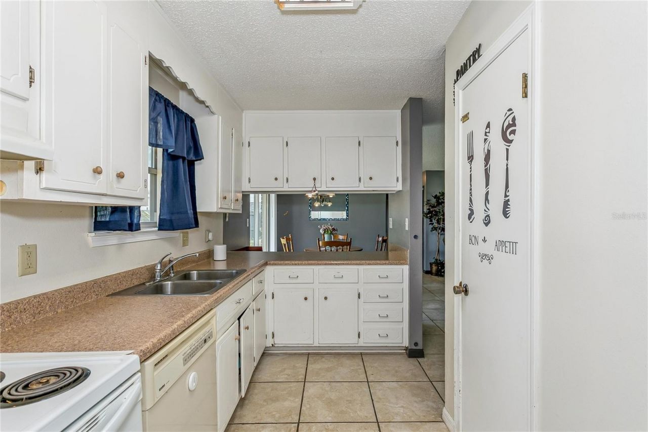 10720 Willow Lake Drive, Pensacola, FL 32506 Photo