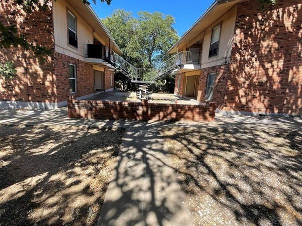 208 N Vanderveer ST , Unit 4, Burnet, TX 78611