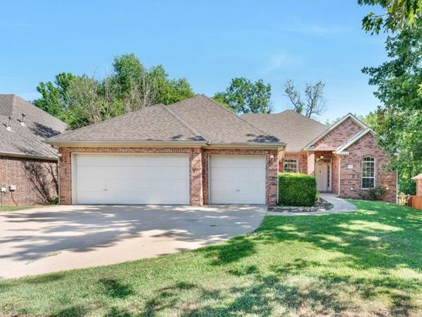 4180 W Morning Mist Drive , Fayetteville, AR 72704