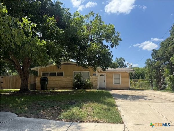 1105 Sycamore Street , San Marcos, TX 78666