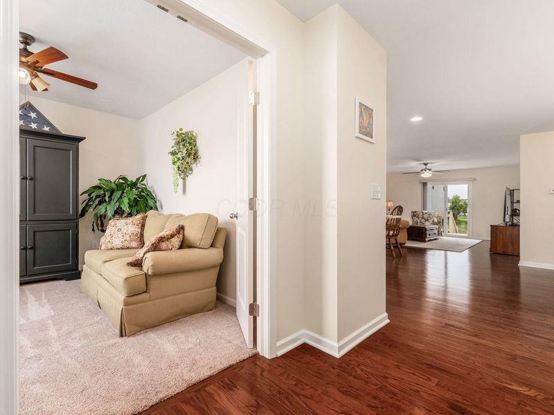 350 Glen Crossing Drive, Pataskala, OH 43062 Photo 14