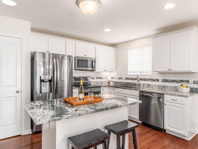350 Glen Crossing Drive, Pataskala, OH 43062 Photo 7