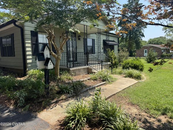 95 Webb Street , Bells, TN 38006