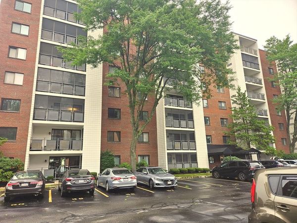 12 9th St, Unit 206, Medford, MA 02155