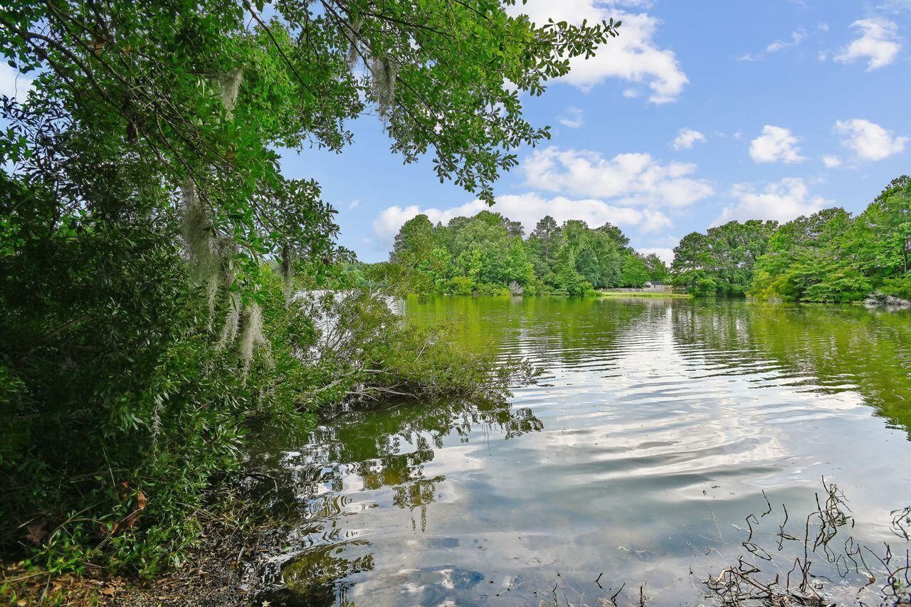 243 Emerald Isle Drive Photo 10