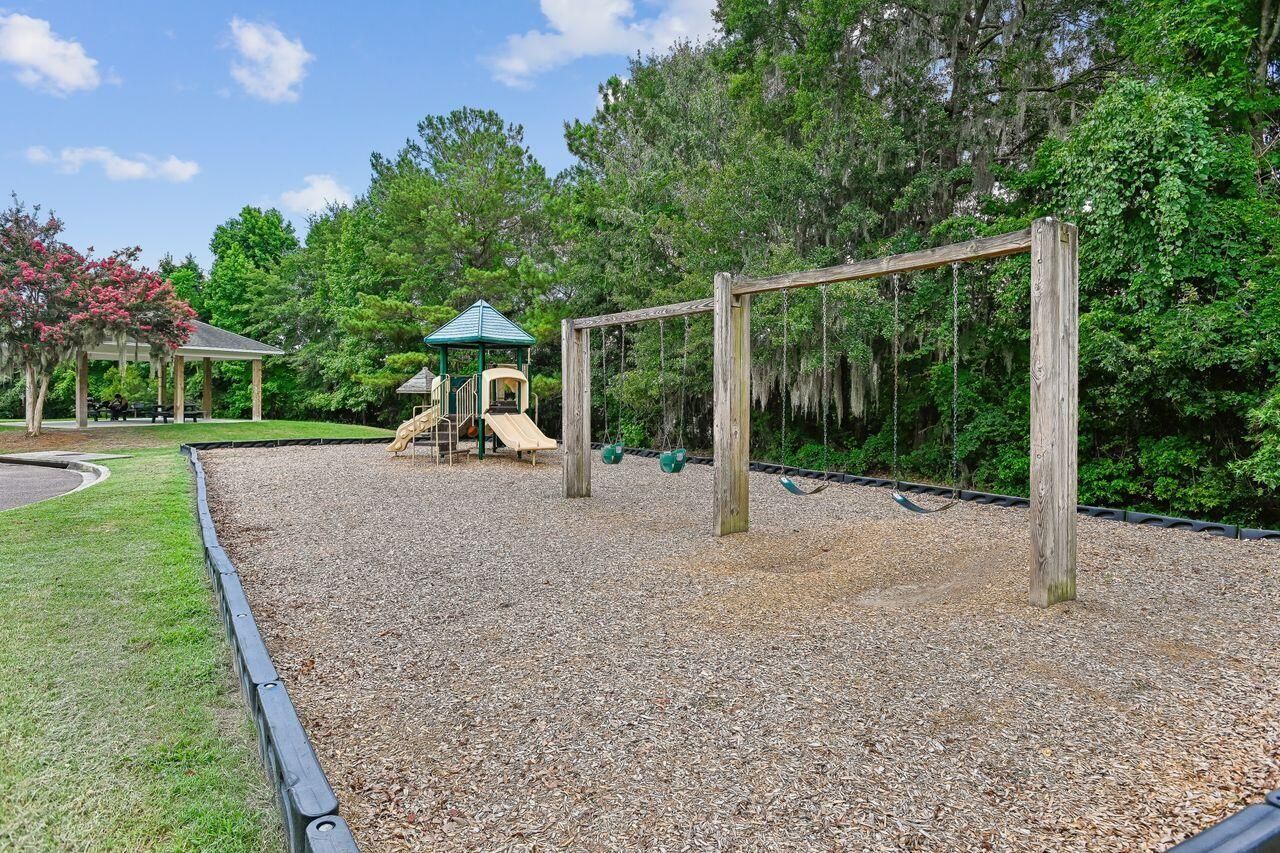 243 Emerald Isle Drive Photo 20