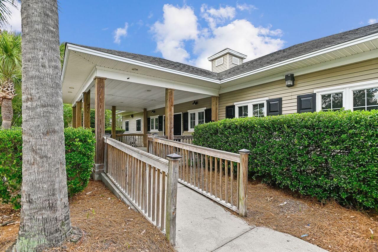 243 Emerald Isle Drive Photo 29