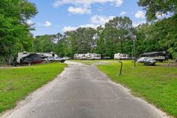 243 Emerald Isle Drive photo 4