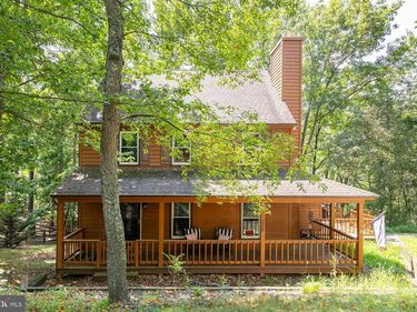334 OVERLOOK DRIVE , CROSS JUNCTION, VA 22625