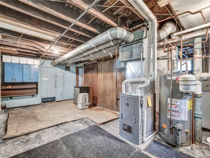 3546 E 46th Street, Cleveland, OH 44105 Photo 37
