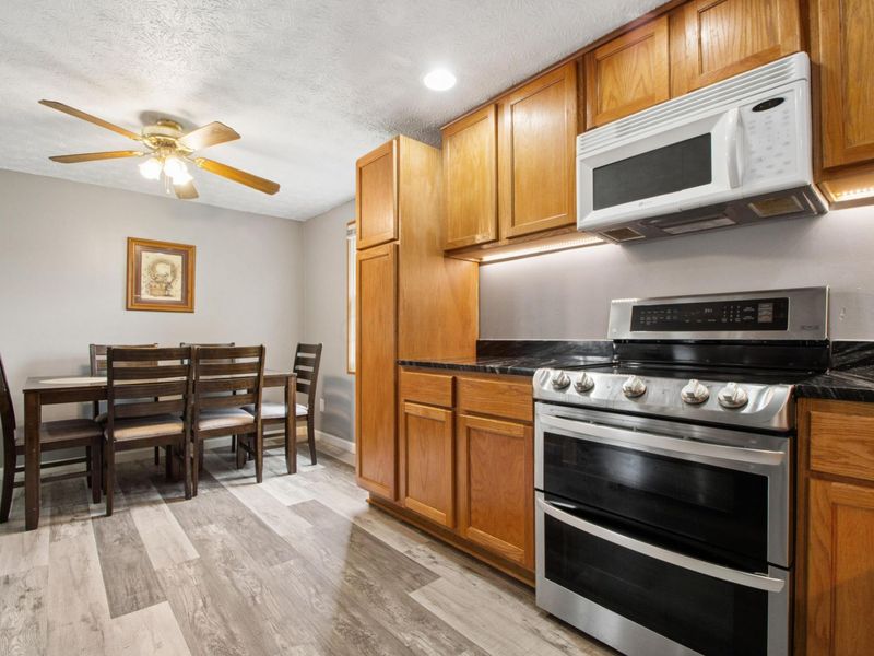 641 Blarney Stone Court, Galloway, OH 43119 Photo 12