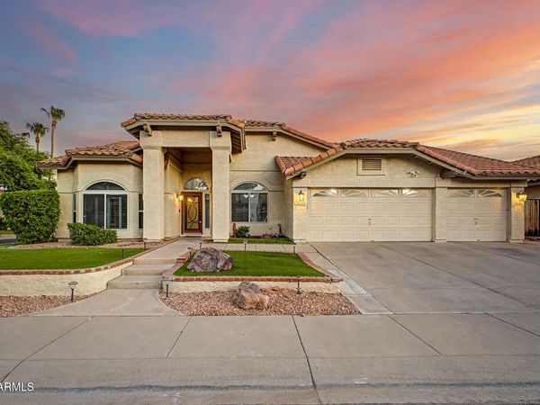 1149 W IRIS Drive, Gilbert, AZ 85233