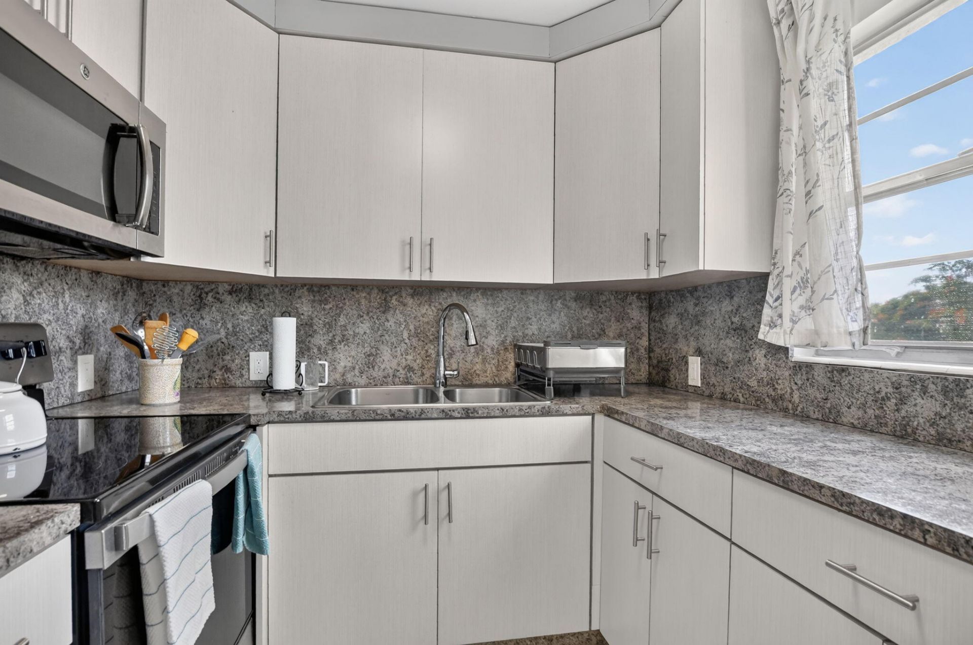 28 Brighton A, Unit 28, Boca Raton, FL 33434 Photo