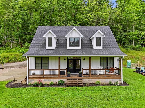 140 State Route 378, Chesapeake, OH 45619