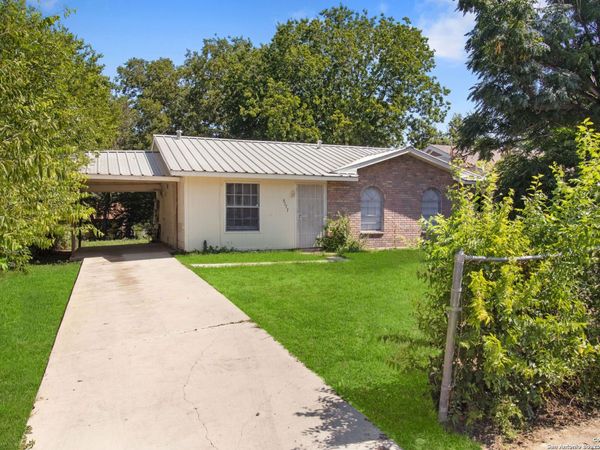 5111 Red Hawk, San Antonio, TX 78242