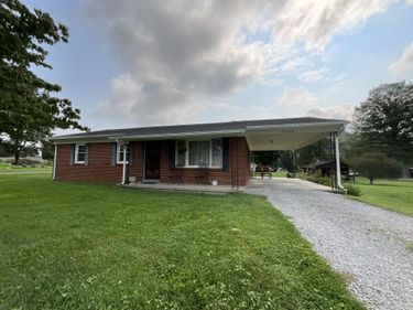 3186 KY-198 , Hustonville, KY 40437