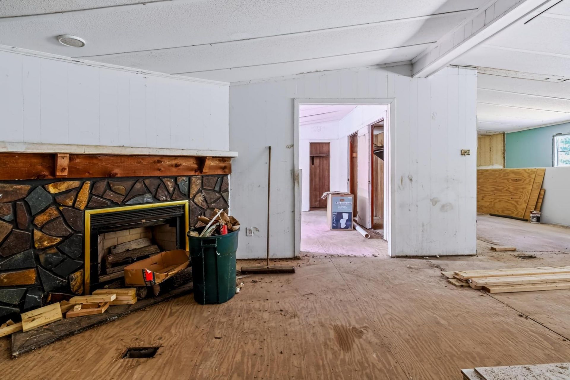 7693 White Point Road Photo 16