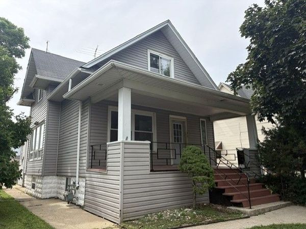 806 N 20th Avenue , Melrose Park, IL 60160
