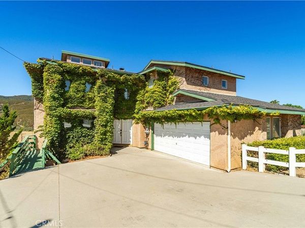 14738 Flintstone Drive, Lake Elizabeth, CA 93532