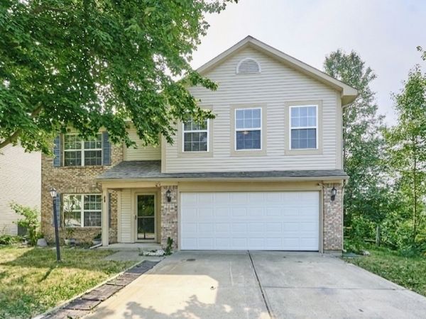 827 Treyburn Lakes Way, Indianapolis, IN 46239