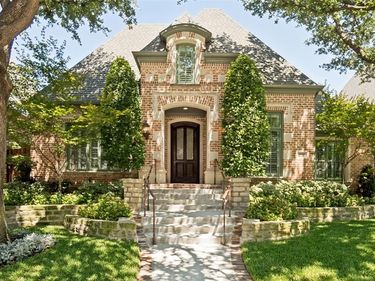 5620 Shubert Court, Dallas, TX 75252