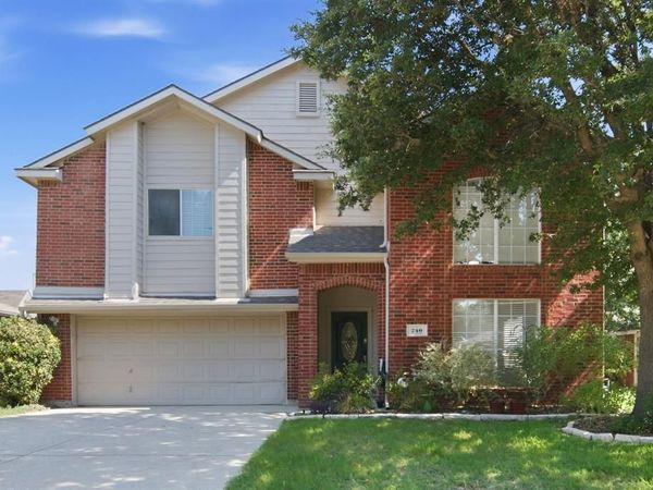 740 Cardinal Drive, Saginaw, TX 76131