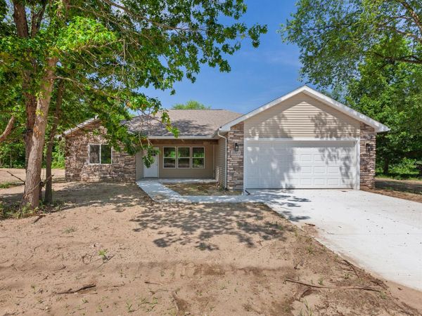 2771 Gady Pines Drive, Adrian, MI 49221