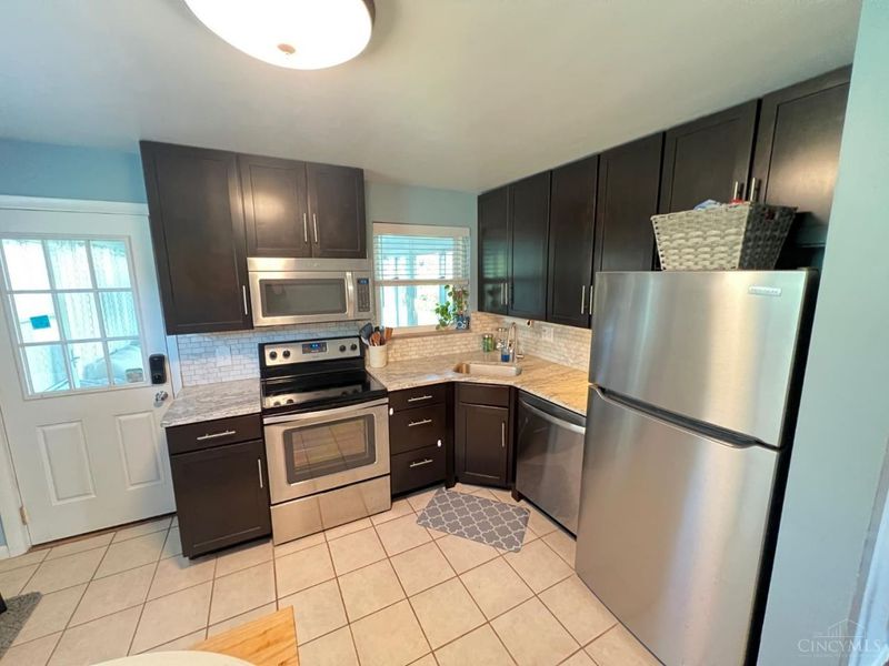 1719 Sanborn Drive, Reading, OH 45215 Photo 10