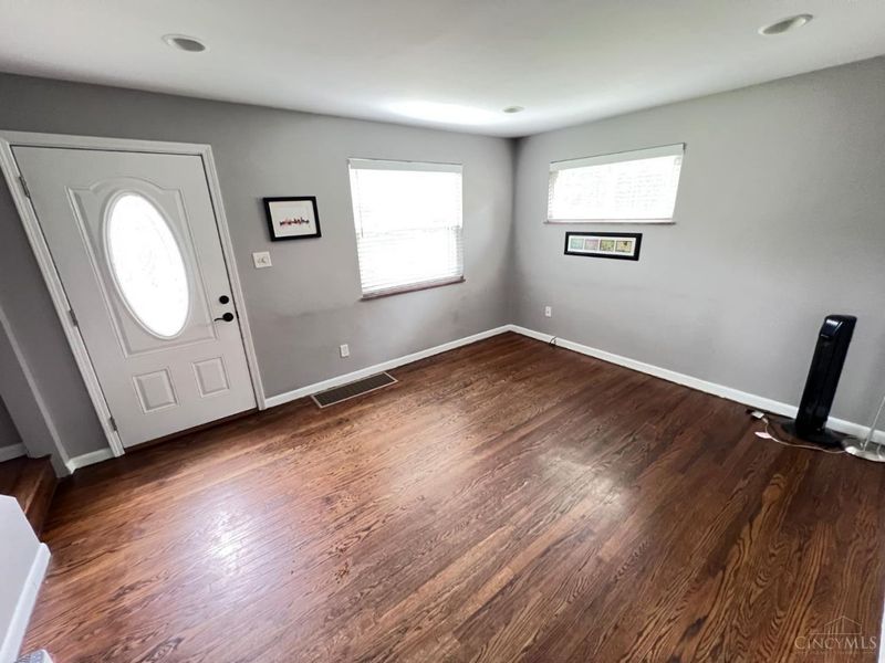 1719 Sanborn Drive, Reading, OH 45215 Photo 3