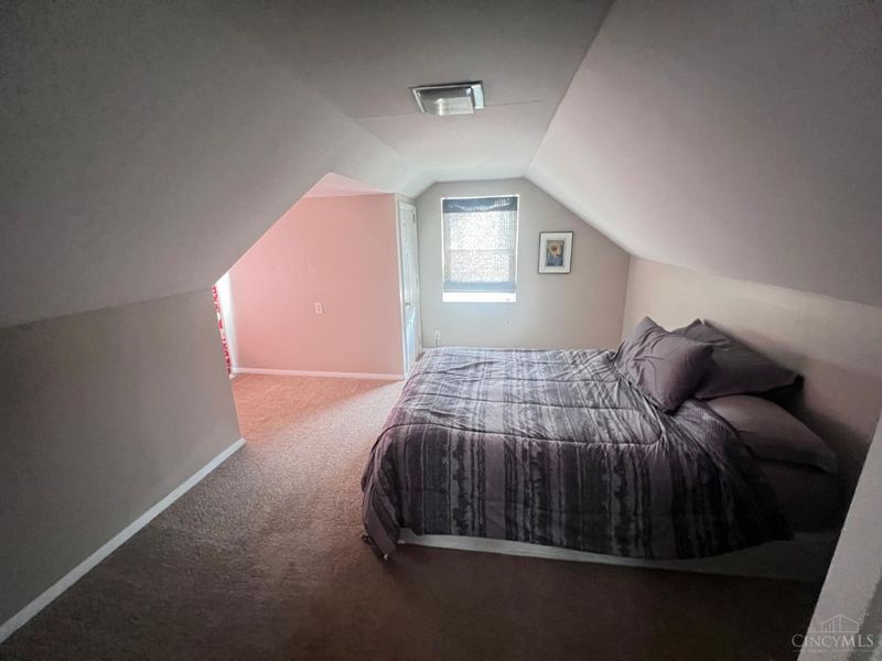 1719 Sanborn Drive, Reading, OH 45215 Photo 7