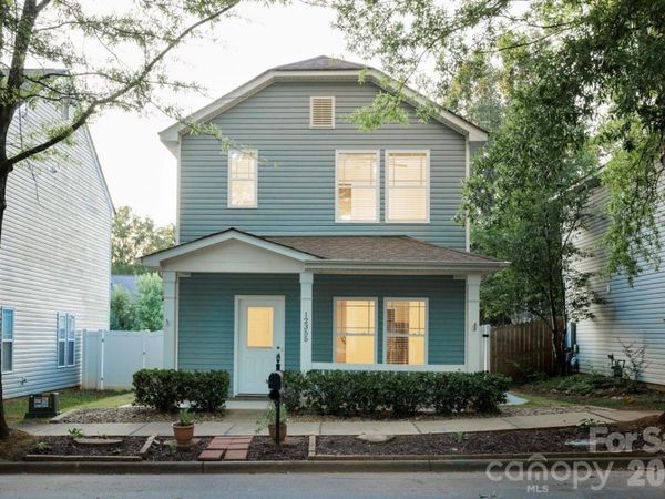 12355 Walden Lea Drive, Huntersville, NC 28078