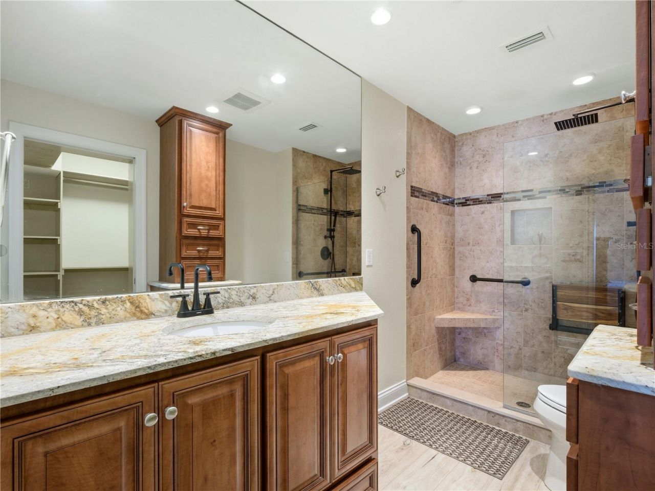 452 Bouchelle Drive, Unit 204, New Smyrna Beach, FL 32169 Photo