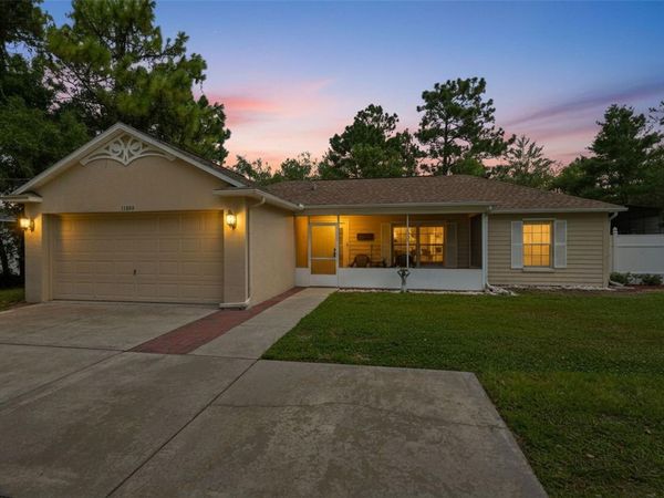 11095 FLATWOOD AVENUE , WEEKI WACHEE, FL 34613
