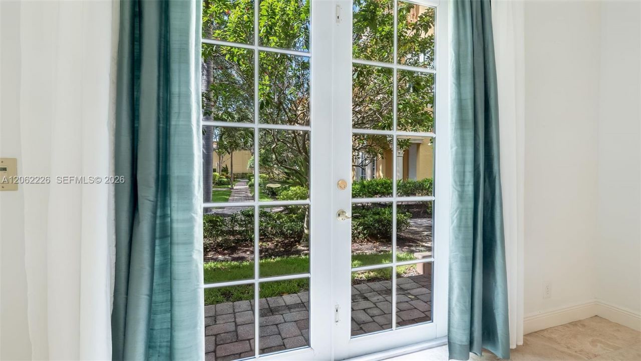 425 NE 69th Cir, Boca Raton, FL 33487 Photo
