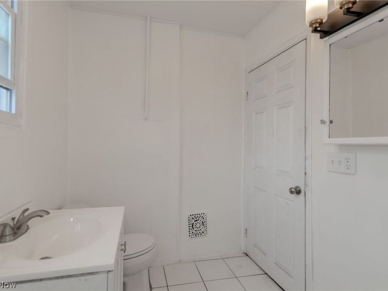 1839 E 86th Street, Cleveland, OH 44106 Photo 13