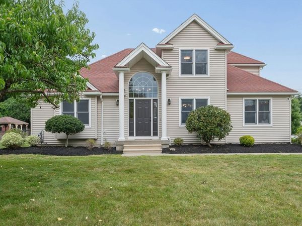 2 Brian Cir, Millbury, MA 01527