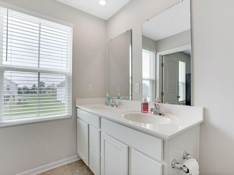 8521 Erie Loop, Canal Winchester, OH 43110 Photo 31