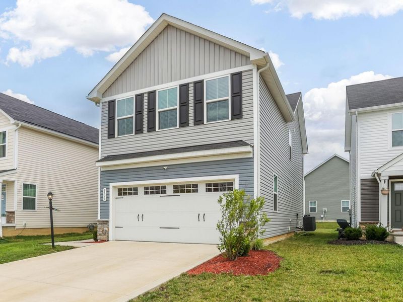 8521 Erie Loop, Canal Winchester, OH 43110 Photo 7