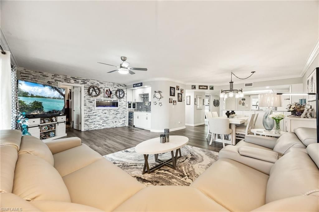 4240 SE 20th Pl, Unit 210, Cape Coral, FL 33904 Photo