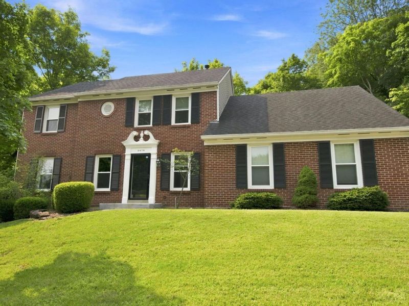 2678 Royalwoods Court, Anderson Twp, OH 45244 Photo 2