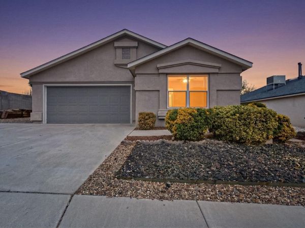 5735 Carmen Road NW, Albuquerque, NM 87114
