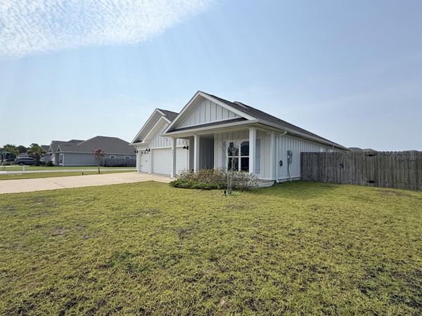 6255 Forest Bay Avenue, Gulf Breeze, FL 32563