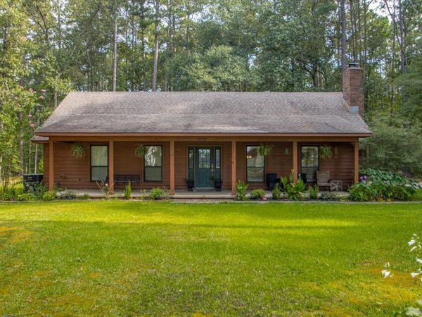 9900 Crickett Lane, Mabelvale, AR 72103